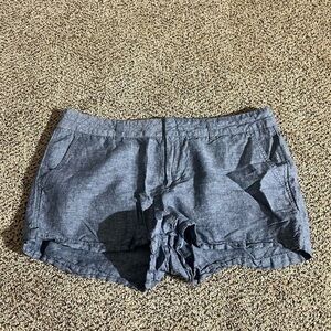 Women’s gap shorts